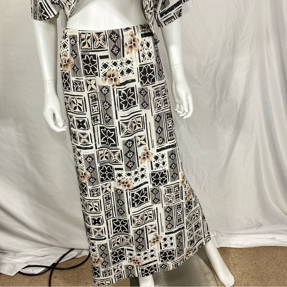 G.W. Division of Graff Vintage 80’s Floral Design Skirt & Blouse Set - Picture 6 of 9